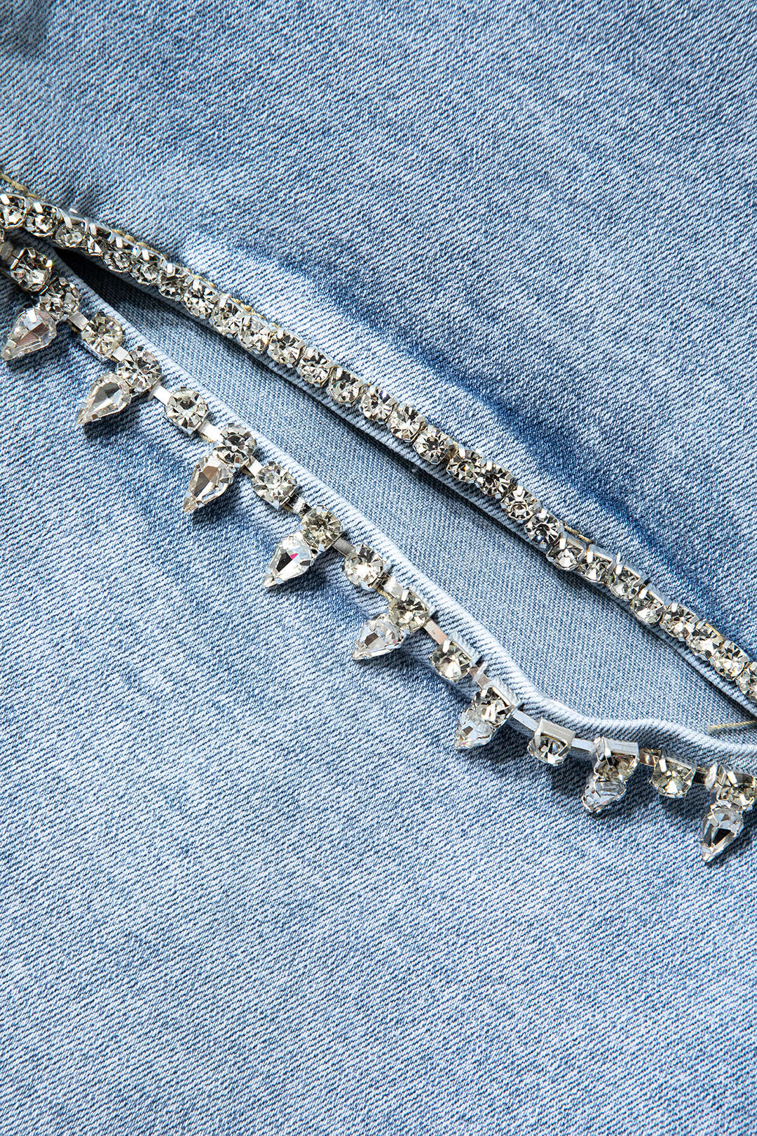 Jeans Rectos Desgastados Evian con Rhinestones