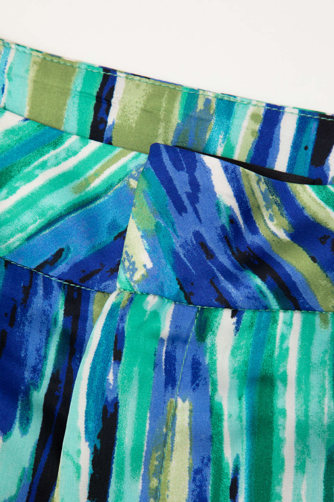 Pantalones Rectos de Cintura Alta Inna con Estampado de Mármol