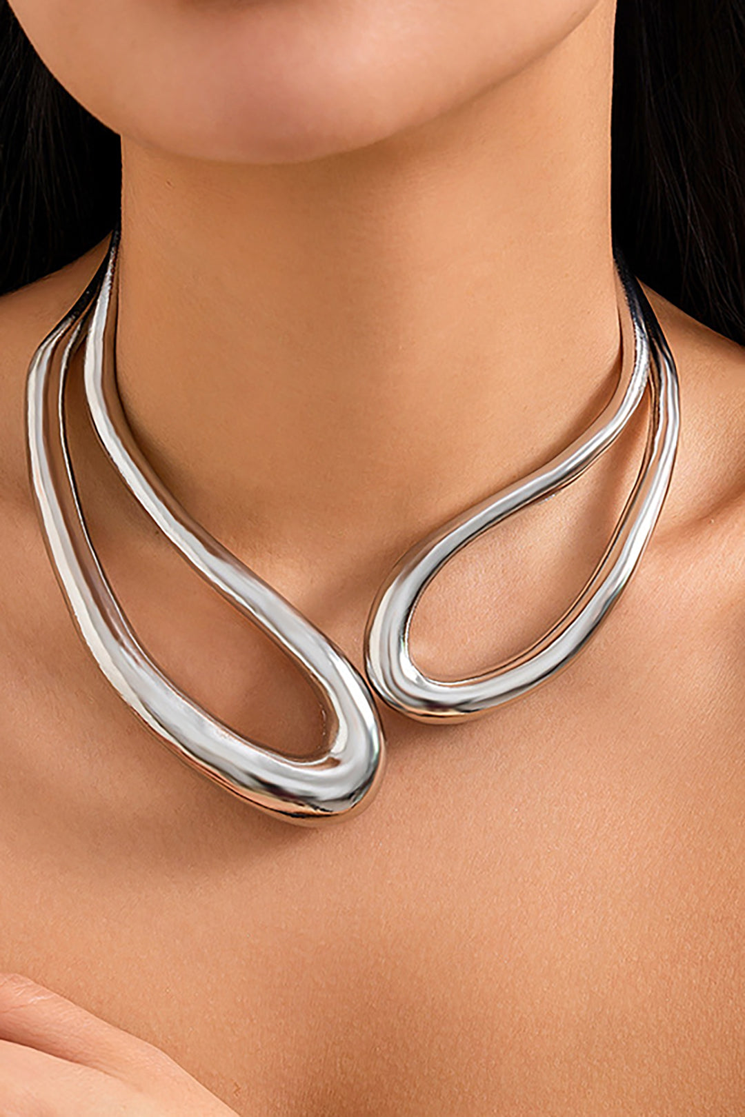 Collar Asimétrico Corto