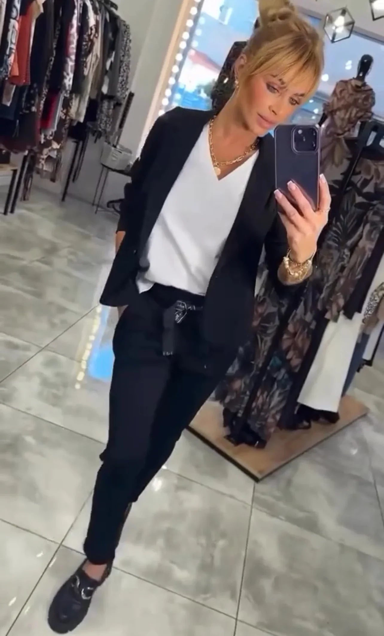 Conjunto Mujer (chaqueta + pantalón)