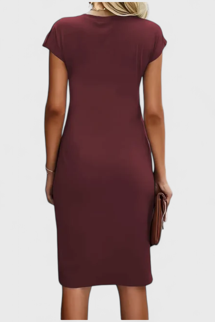 Vestido Midi Atemporal Katrina con Cuello Redondo y Detalle Drapado