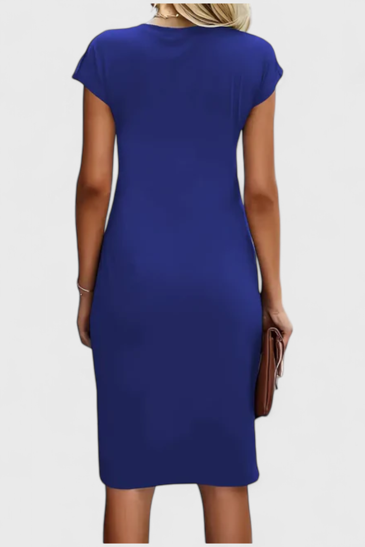 Vestido Midi Atemporal Katrina con Cuello Redondo y Detalle Drapado