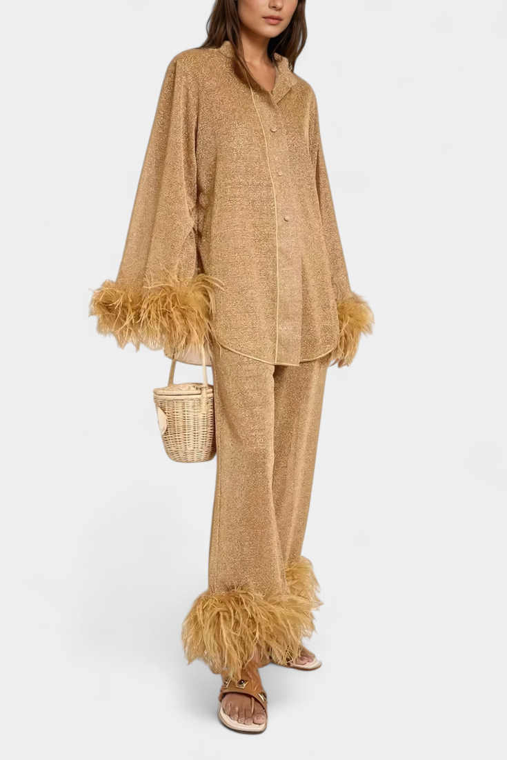 Conjunto Polina de Dos Piezas con Cuello de Plumas