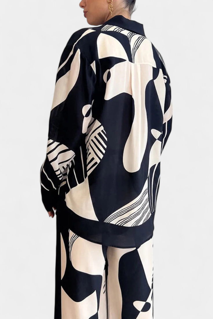 Conjunto de Pierna Ancha Basilisa con Estampado de Graffiti